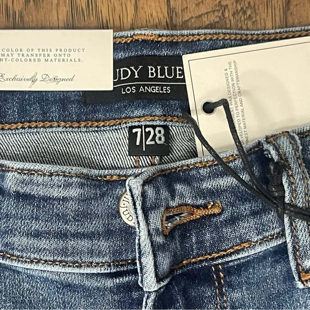Judy Blue Kaylee High Waist Distressed Dad Jeans NWT Size 7/28 - Picture 7 of 15